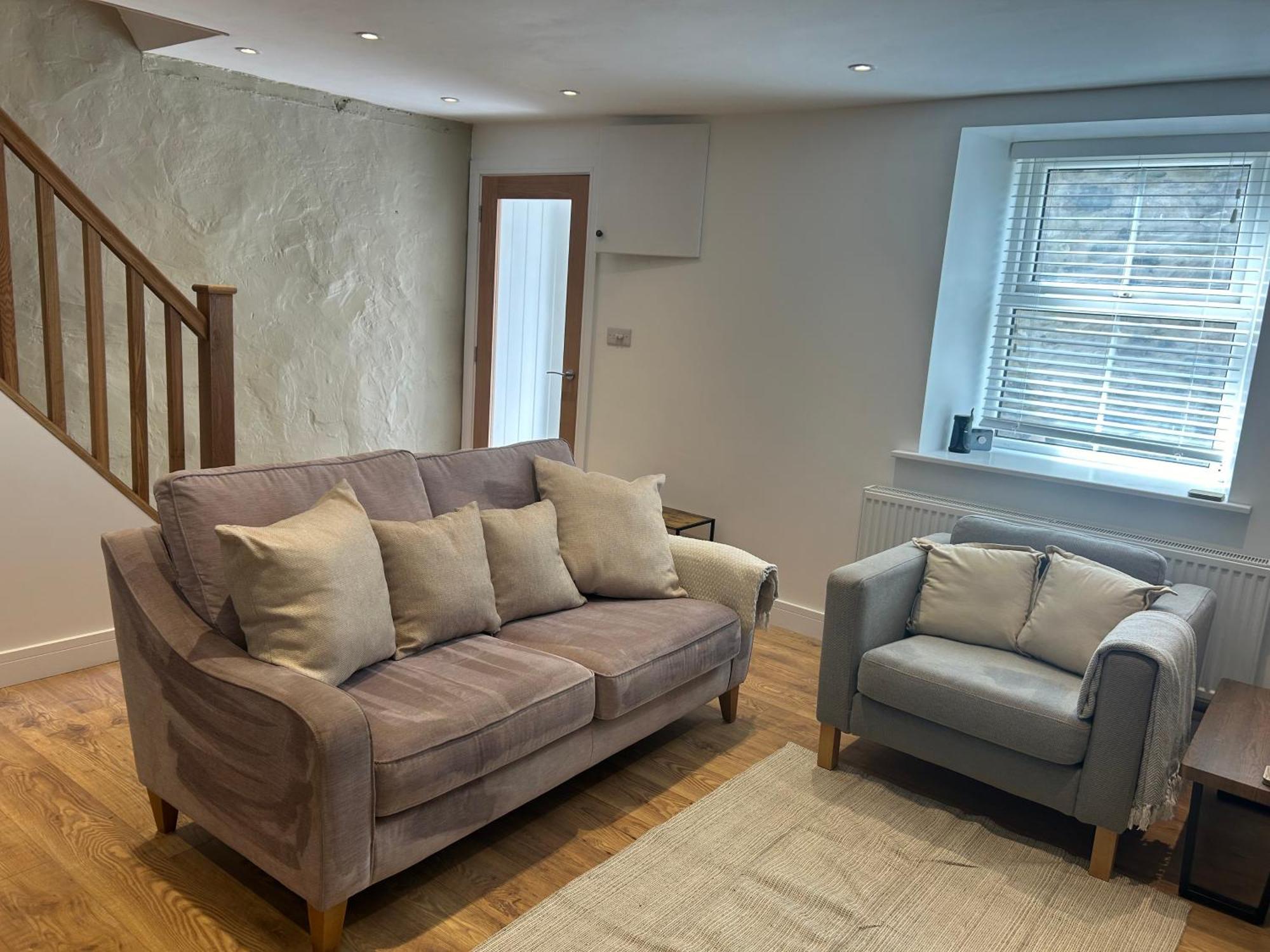Cosy Modern Miners Cottage Llanllechid Eksteriør billede