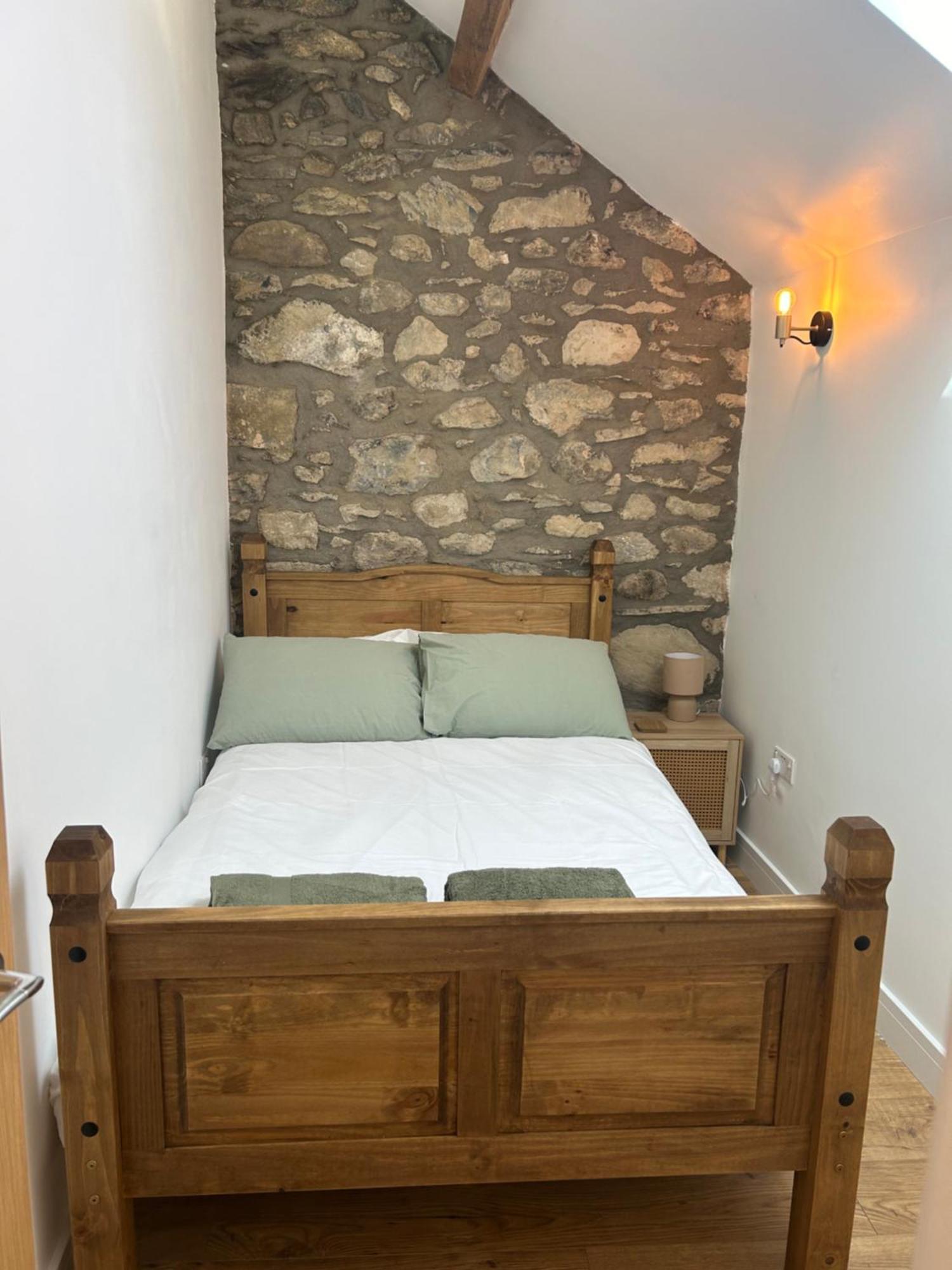 Cosy Modern Miners Cottage Llanllechid Eksteriør billede